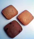 ティータイムセットの四角い豆乳クッキー、3種類